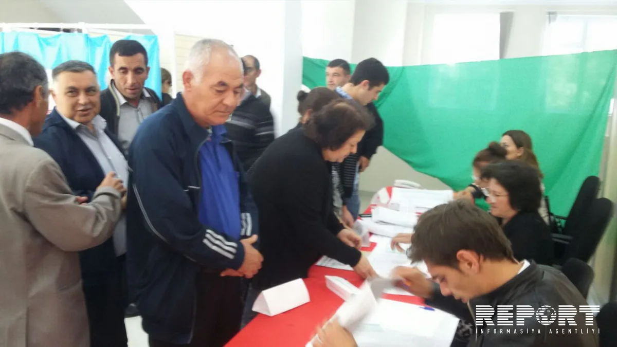 Bərdədə seçici aktivliyi müşahidə olunur - FOTO