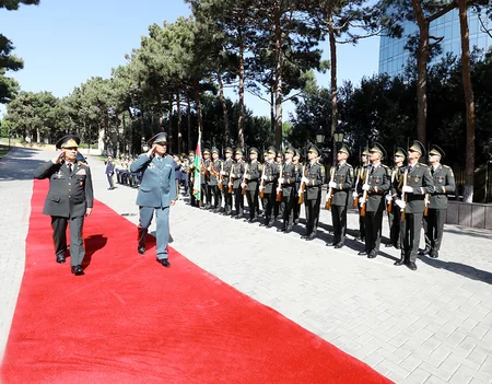 Azerbaijan, Kazakhstan mull prospects for development of military cooperation
