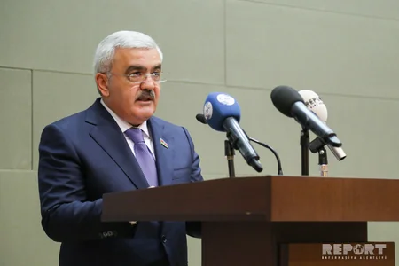 SOCAR-da dövlət təltiflərinə layiq görülmüş neftçilərə orden və medallar təqdim olunub