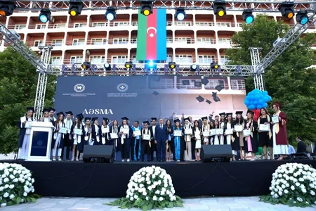Azərbaycan Əmək və Sosial Münasibətlər Akademiyasında “Məzun günü” keçirilib
