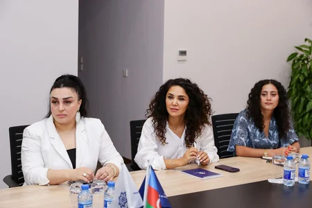 “DOST Müfəttiş” layihəsi çərçivəsində “Caspian Energy Club”a üzv olan şirkətlərlə görüş keçirilib