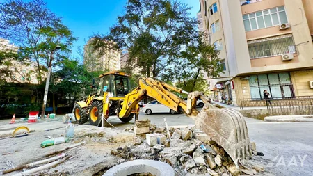 Bakının Məsud Əlizadə küçəsi təmir edilir