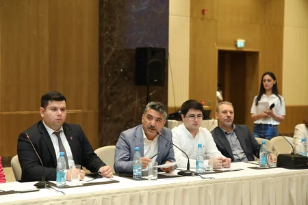 KOBİA “Təhsildə özəl biznesin rolu” mövzusunda ictimai müzakirə təşkil edib