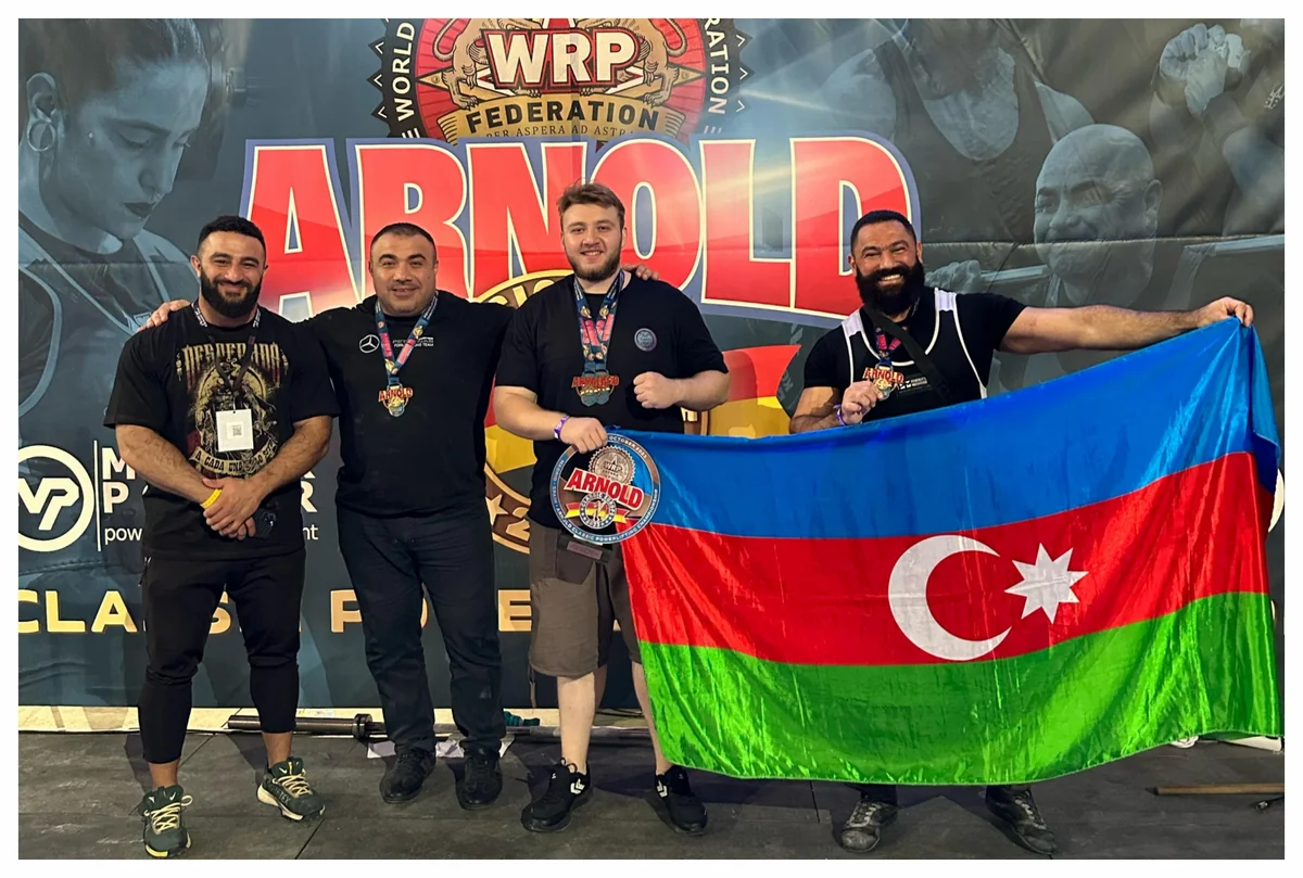 Azərbaycan pauerliftinqçiləri Madriddə beş qızıl medal və iki kubok qazanıblar