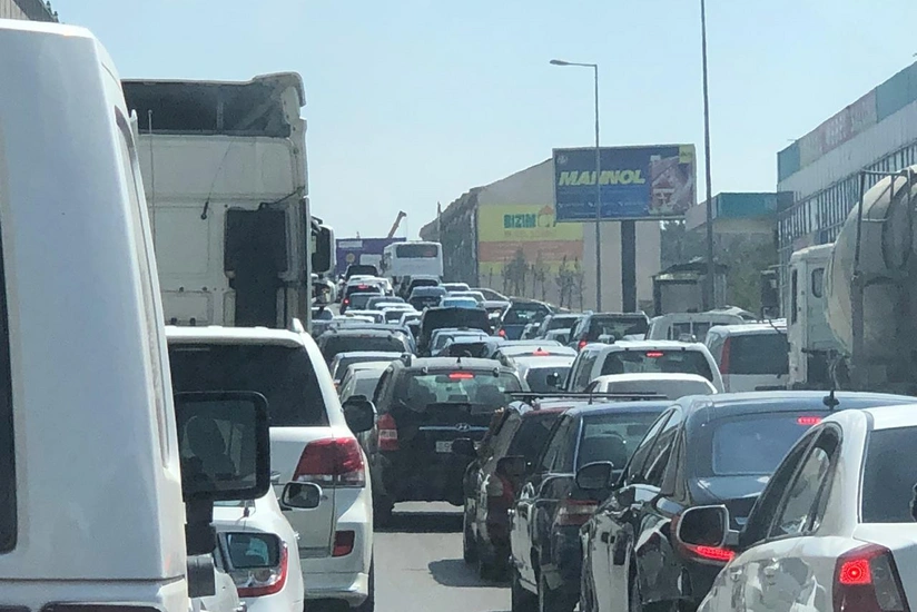 Sumqayıt - Bakı yolunda güclü tıxac yaranıb