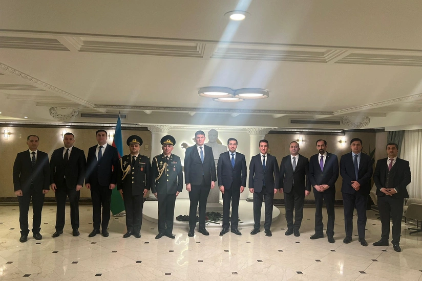 Хикмет Гаджиев посетил новое административное здание посольства Азербайджана в Иране