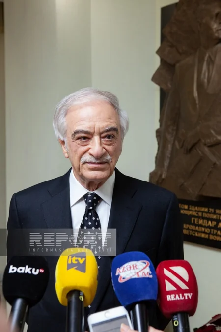 Moskvada Heydər Əliyevin xatirəsi anılıb