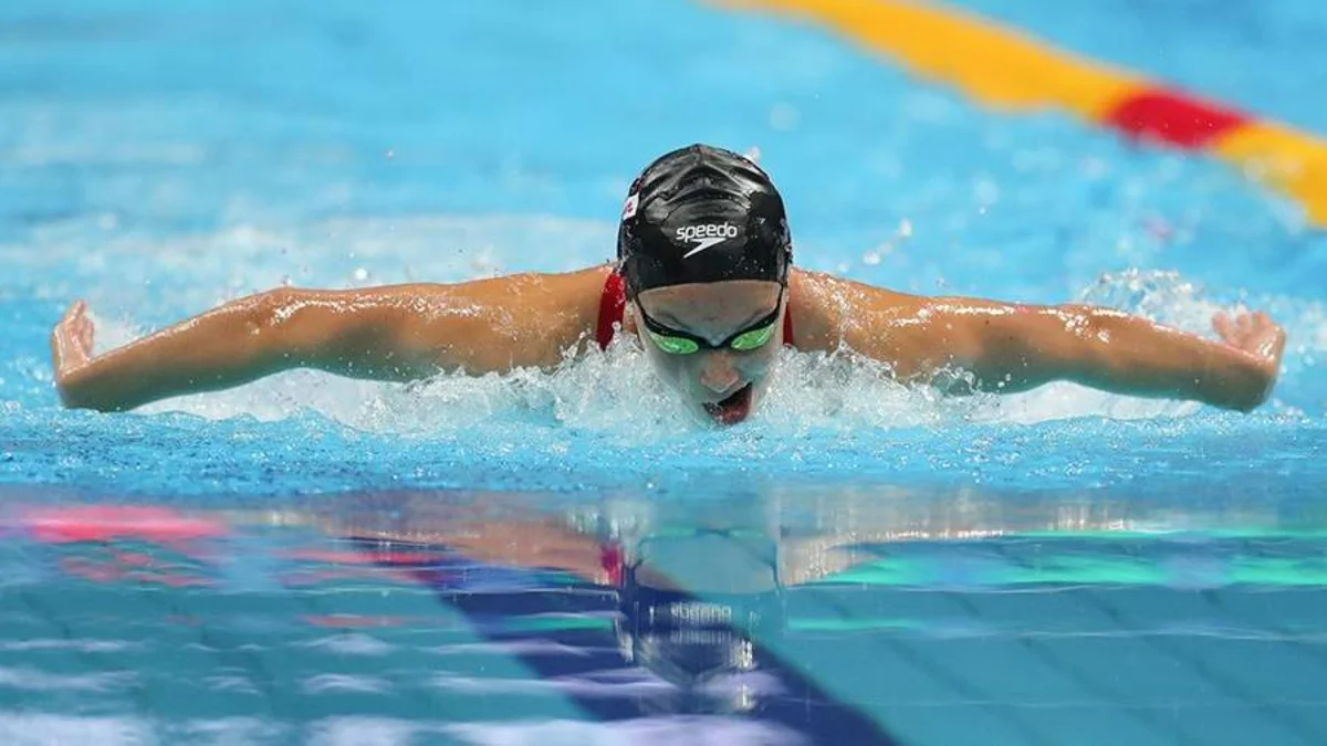 Üçqat olimpiya çempionu yeni dünya rekordu müəyyənləşdirib