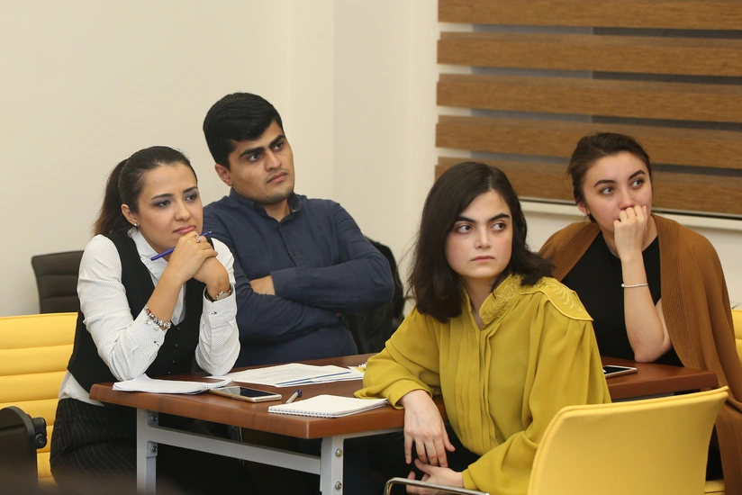 BANM-də Cenevrə Biznes Məktəbi ikili diplomlu MBA proqramı davam edir