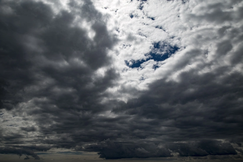 Sabah hava şəraiti dəyişkən buludlu olacaq, arabir yağış yağacaq