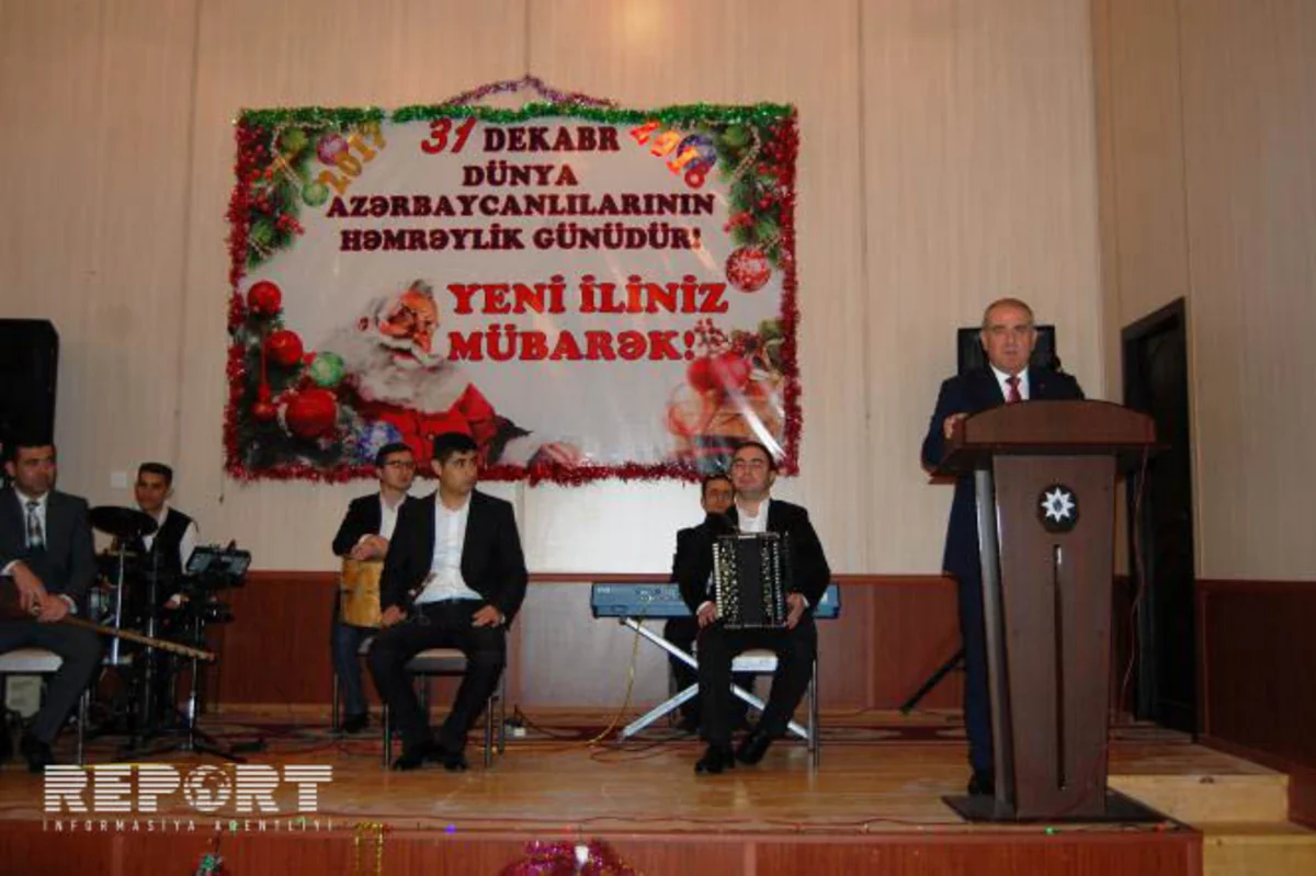 Qobustanda Dünya Azərbaycanlılarının Həmrəylik Günü və Yeni il münasibətilə tədbir keçirilib