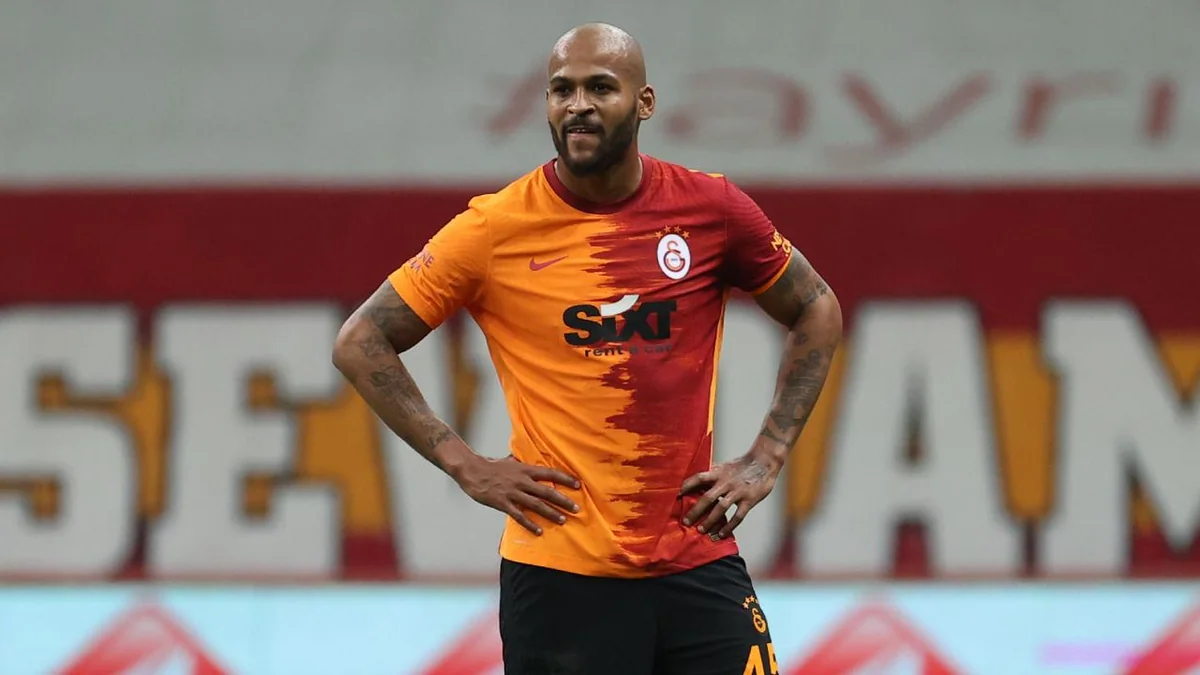 Qalatasarayın futbolçusu Sevilyaya keçib