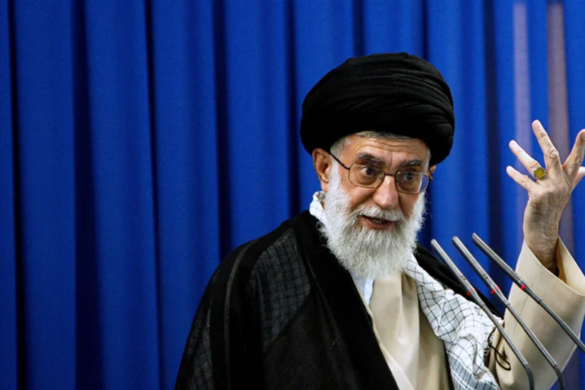 Аятолла Хаменеи: Хезболлах останется сильным, несмотря на потери
