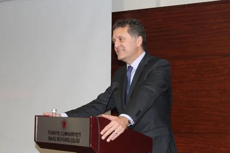 Çanaqqala zəfəri ilə bağlı müsabiqənin qalibləri mükafatlandırılıb