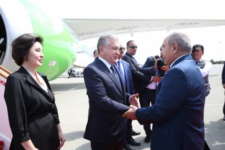 Özbəkistan Prezidenti Azərbaycana dövlət səfərinə gəlib - YENİLƏNİB
