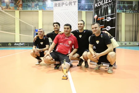 İdman jurnalistləri və Azəryol klubunun iştirakı ilə voleybol tədbiri keçirilib - FOTO