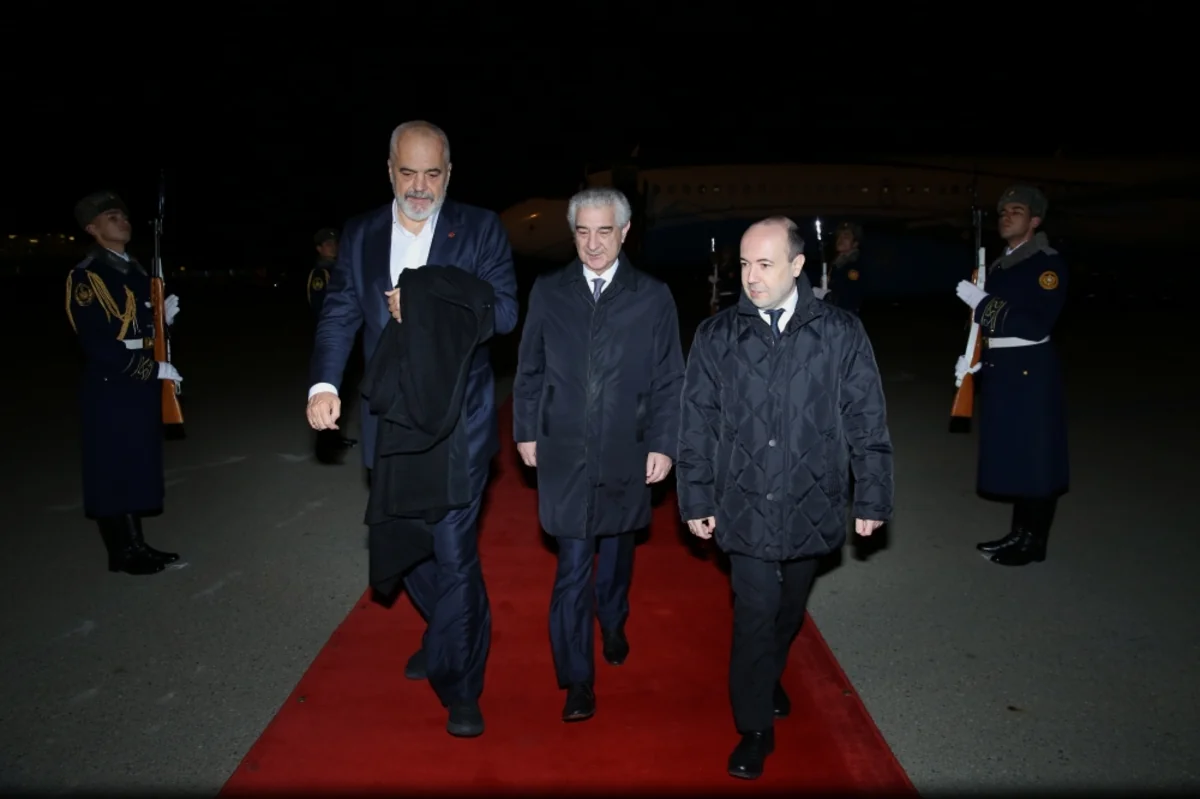 Albaniyanın Baş naziri Azərbaycana işgüzar səfərə gəlib