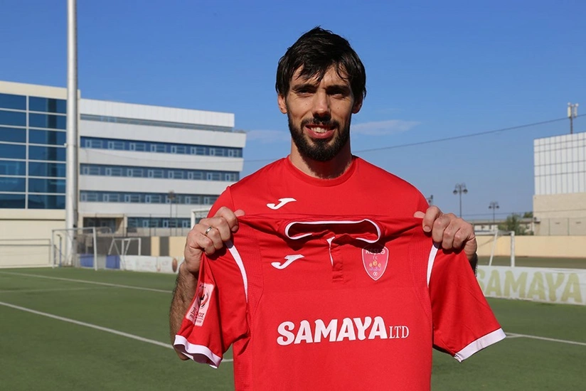 Keşlə monteneqrolu futbolçu transfer edib