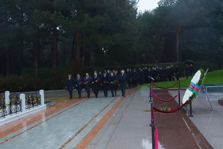 Baş Prokurorluqda ulu öndər Heydər Əliyevin xatirəsinə həsr olunmuş anım tədbiri keçirilib