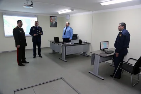 Azərbaycan müdafiə naziri Hərbi Hava Qüvvələrinin Mərkəzi Komanda Məntəqəsində olub