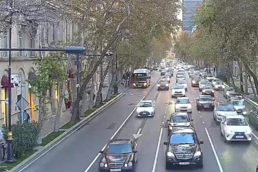Bakının bir sıra yollarında tıxac var – SİYAHI