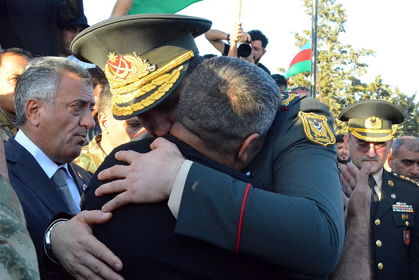 Руководящий состав Минобороны Азербайджана принял участие в похоронах шехидов