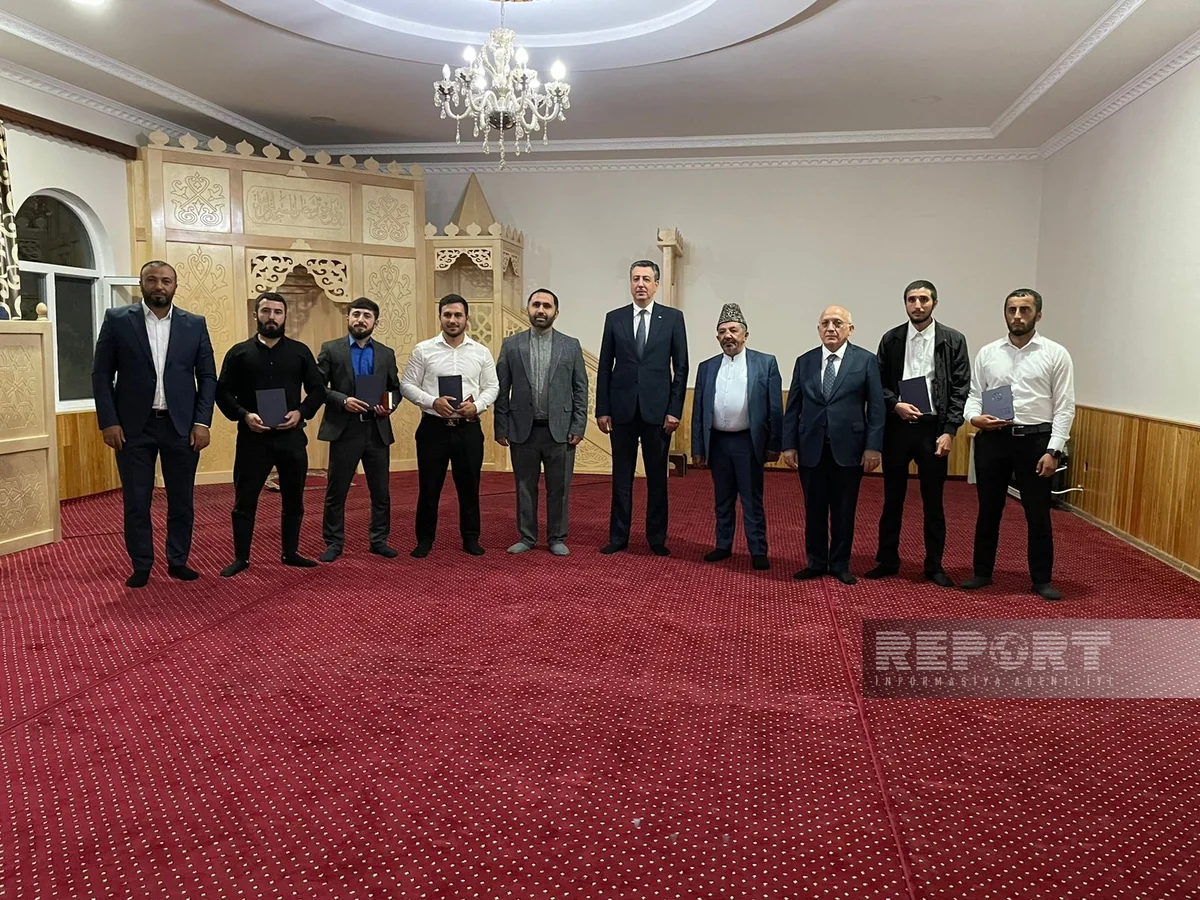 Azərbaycan İlahiyyat İnstitutunda təhsilini başa vuran Gürcüstan vətəndaşlarına diplomlar təqdim olunub