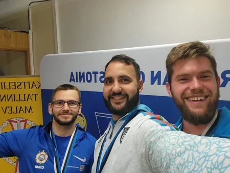 Atıcımız Ruslan Lunyov Vətənə qızıl medalla dönüb