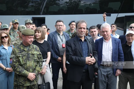 Xarici diplomatlar Şuşada Üzeyir Hacıbəyovun ev-muzeyində olublar
