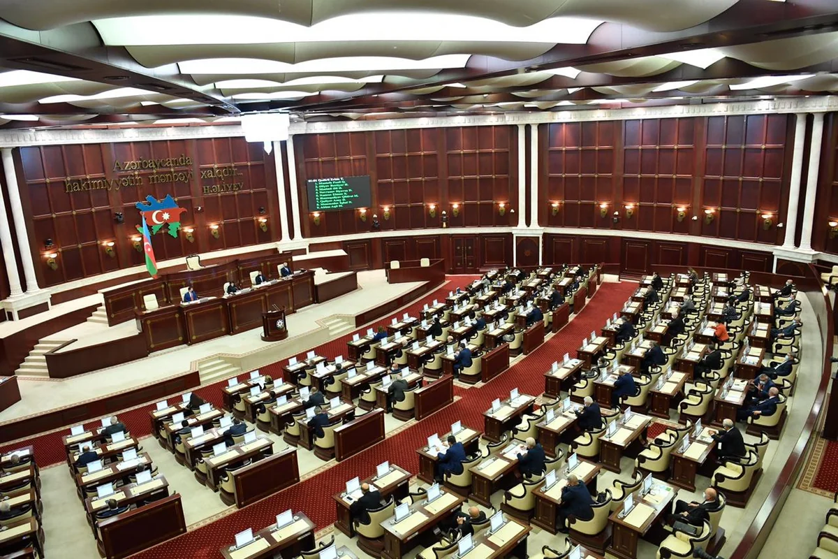 Milli Məclis Rəqabət Məcəlləsini ikinci oxunuşda qəbul edib