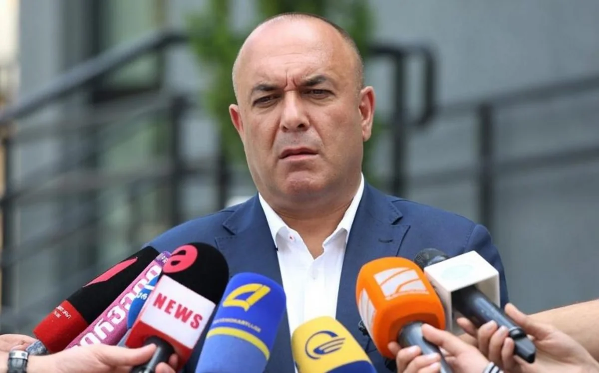 Gürcüstanın tanınmış azərbaycanlı müxalifətçisi siyasətdən gedib