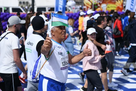 Heydər Əliyev Fondunun təşəbbüsü ilə keçirilən “Bakı Marafonu 2024” start götürüb