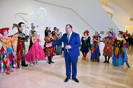 Heydar Aliyev Center hosts Brazilian artist`s exhibition Reflection of Eternity
