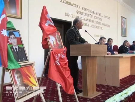 Şəhid Rəşid Mehdiyevin təltif edildiyi medal ailəsinə təqdim olunub
