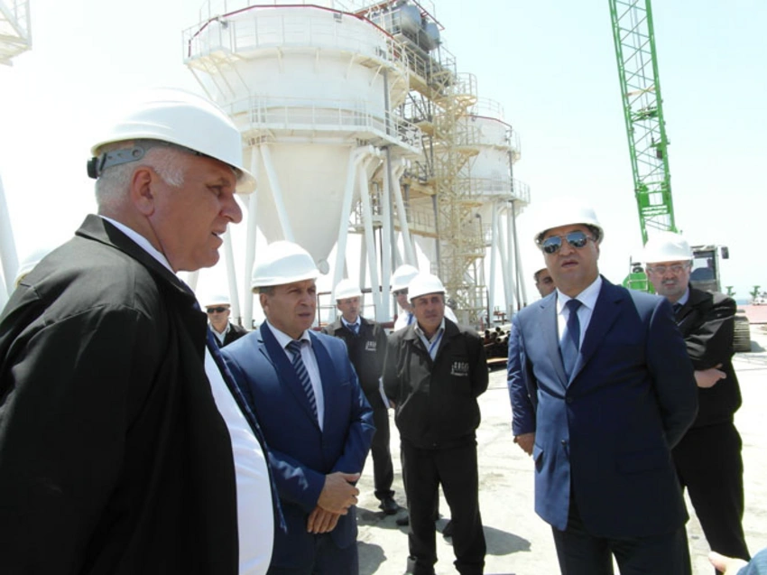 ​“Neft Daşları”nda səyyar müşavirə keçirilib