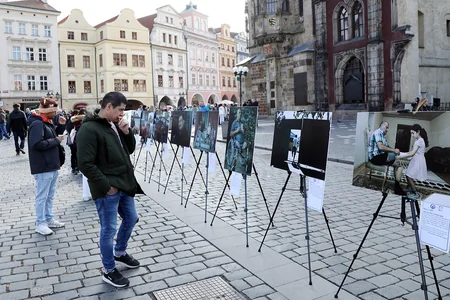 Snapshots of Sorrow: Azerbaijan's mine victims remembered in Prague