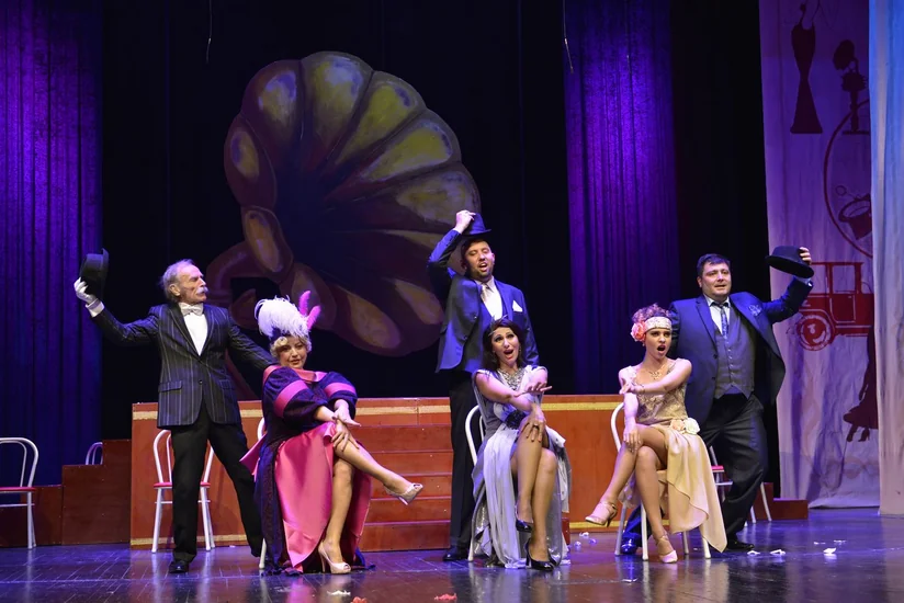 Musiqili Teatrda həftəsonu nümayiş olunacaq tamaşalar açıqlanıb