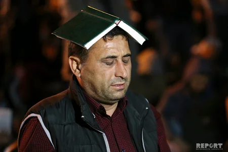 Bakıda növbəti Qədr gecəsi qeyd olunub - FOTOREPORTAJ
