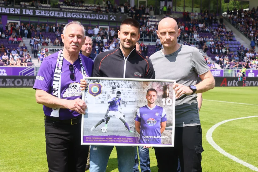 Azərbaycan millisinin futbolçusu Almaniya klubu ilə vidalaşıb
