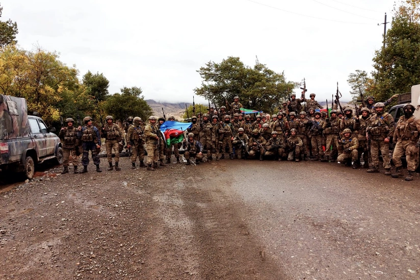 Azərbaycan bayrağı Cəbrayılın mərkəzində