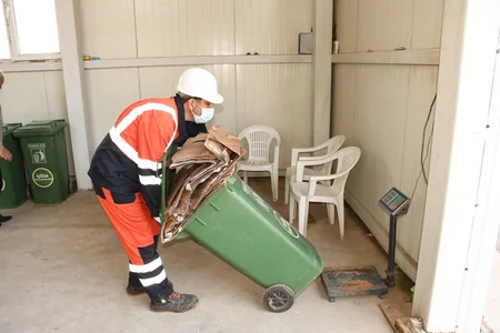 Bakının 9 rayonunda məişət tullantılarının yığılması, daşınması və çeşidlənməsi layihəsi icra olunur