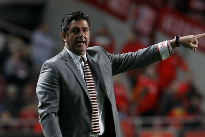 Qalatasarayın Avropa Liqasındakı rəqibi baş məşqçisini istefaya göndərib