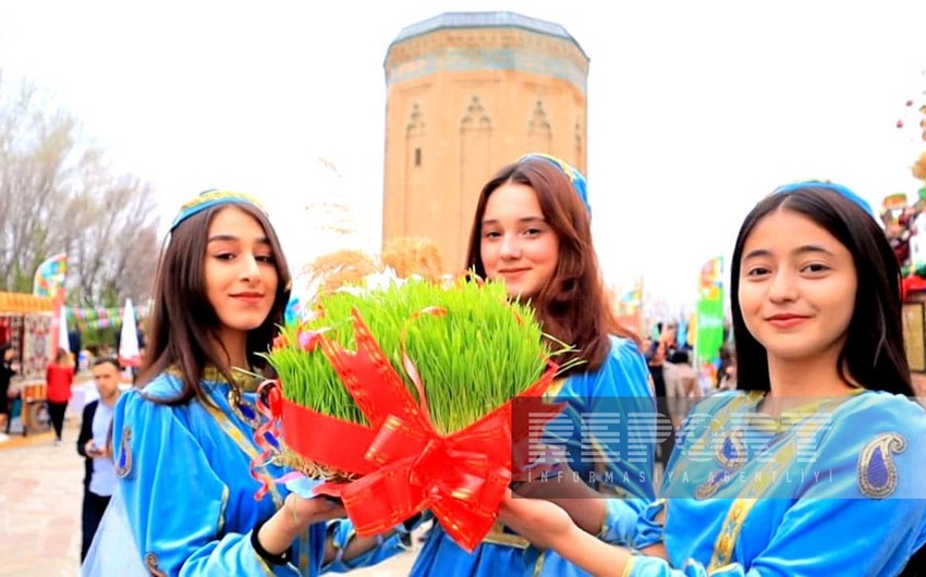 Naxçıvanda “Novruz şəhərciyi”nin ikinci günü - FOTOREPORTAJ