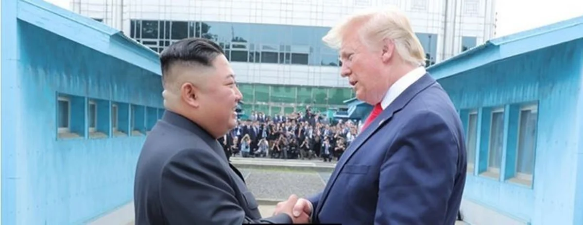 KİV: Kim Çen In Donald Trampı KXDR-ə dəvət edib