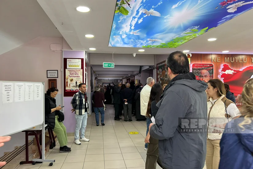 Türkiyədə seçki məntəqələrində izdiham müşahidə olunur - REPORTAJ