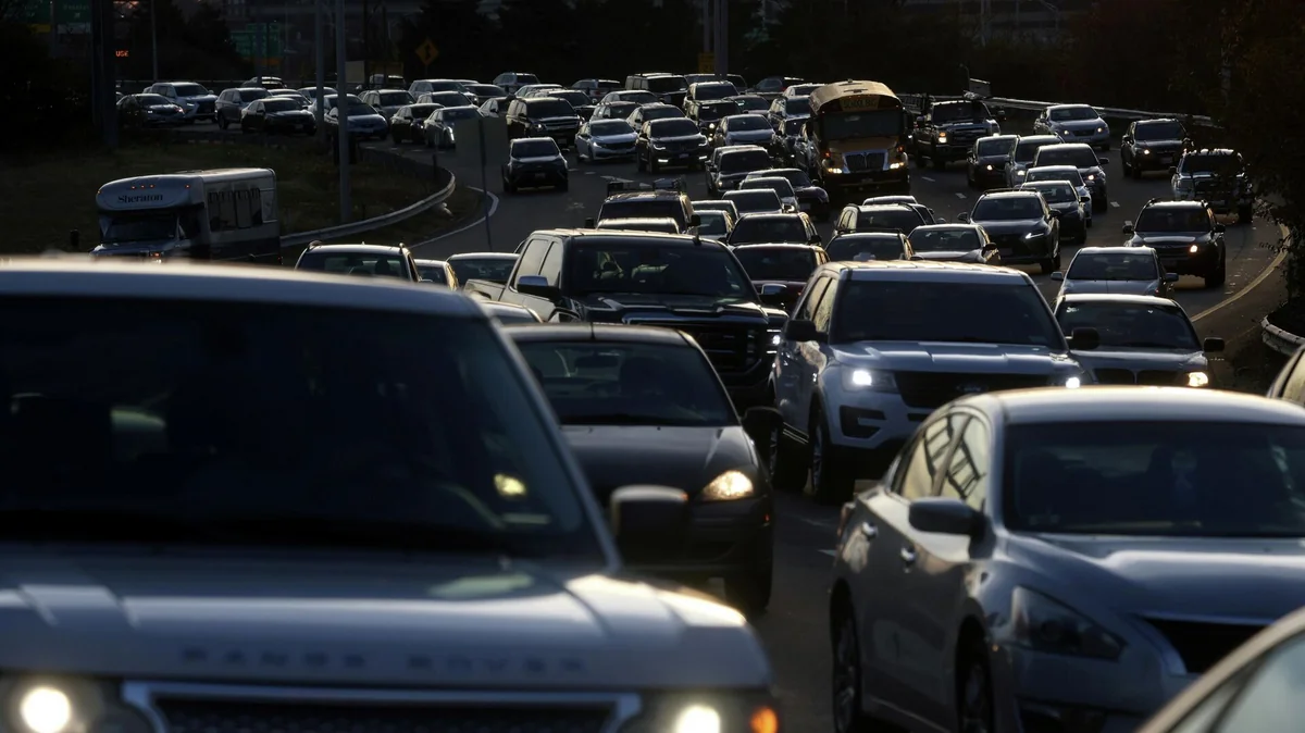 Bakı-Quba yolunda nəqliyyatın hərəkəti tam bərpa olunub - YENİLƏNİB
