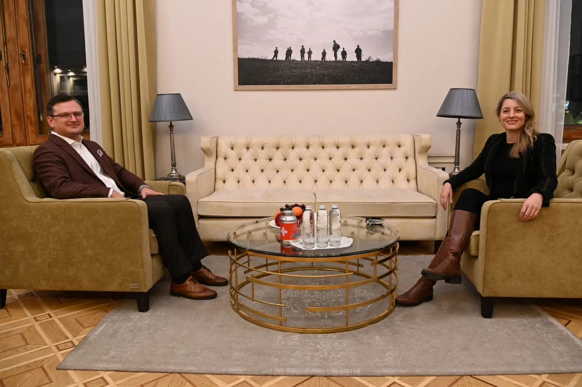 Melanie Joly meets with Dmytro Kuleba in Kyiv