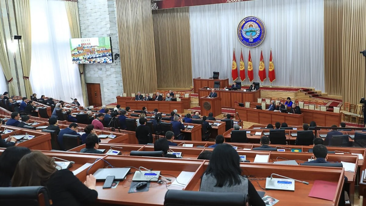Qırğız parlamentinin Qazaxıstandakı vəziyyətlə bağlı iclası baş tutmayıb 