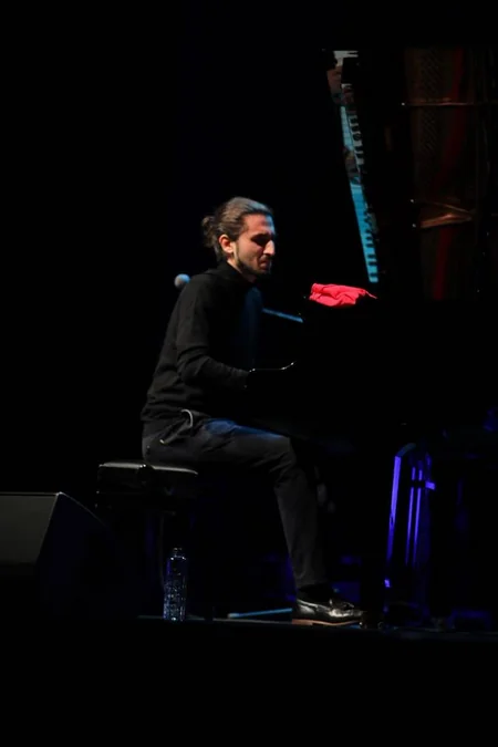 İsfar Sarabski Rumıniyada konsert proqramı ilə çıxış edib