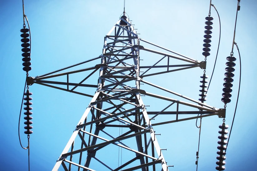 Azərişıq elektrik xəttinə qanunsuz qoşulmalar aşkar edib